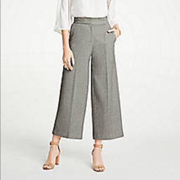 Ann Taylor Pants - NWOT Ann Taylor wide leg cropped pants